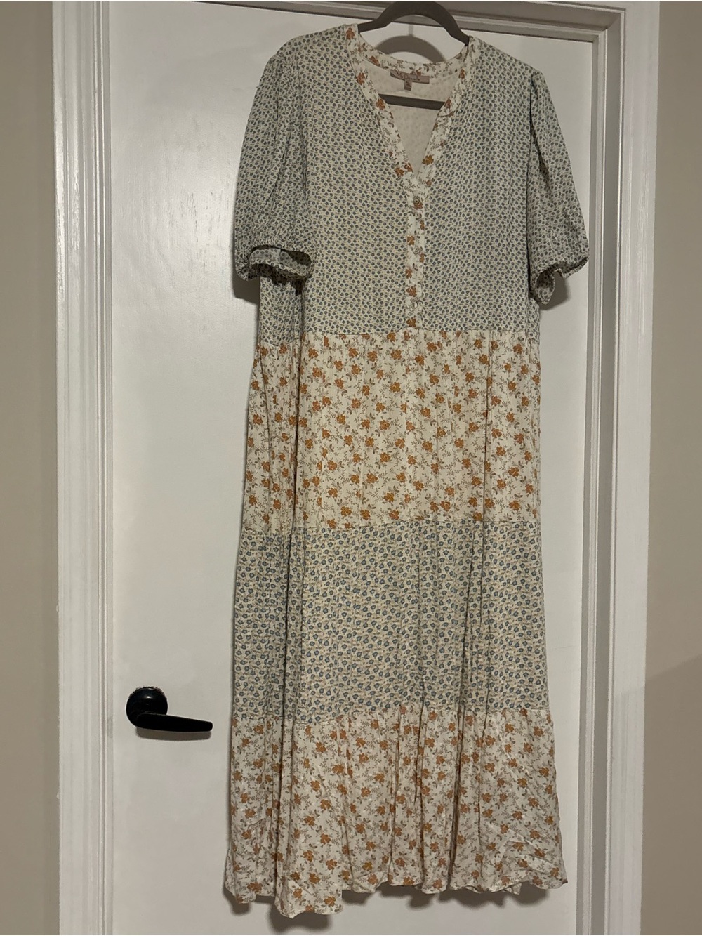 ⭐️Mixed Floral Tiered Maxi Dress in Cream and Mustard